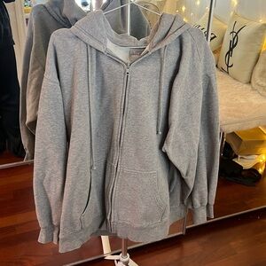 Aritzia zip up hoodie, cosy fleece